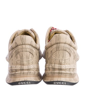 Gucci GG Supreme Sneakers