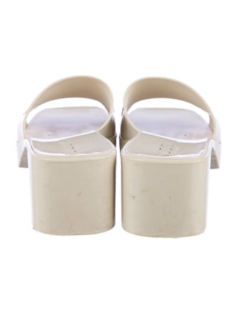 Gucci Rubber Slides