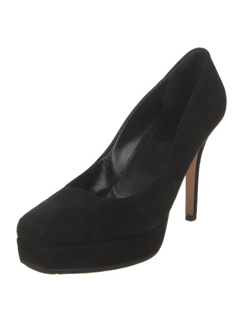 Gucci Suede Pumps