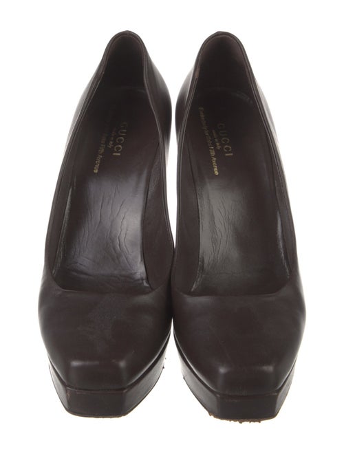 Gucci Leather Pumps