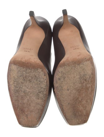 Gucci Leather Pumps