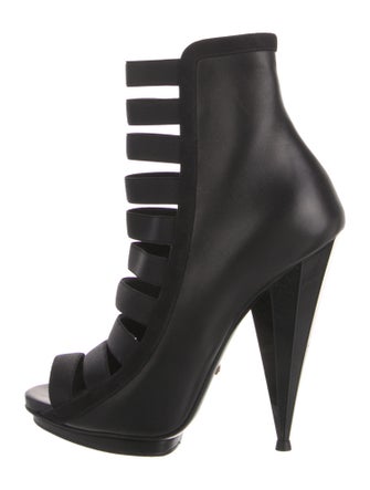 Gucci Leather Gladiator Sandals