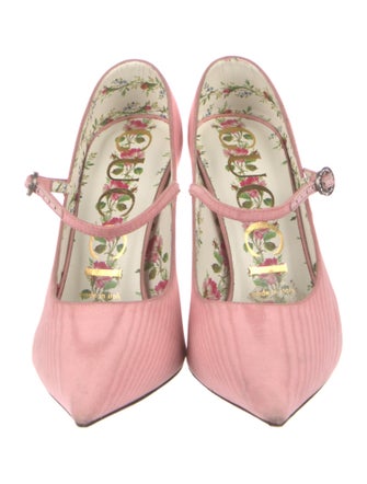 Gucci Crystal Embellishments Pumps