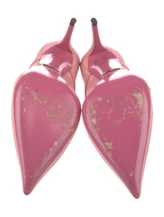 Gucci Crystal Embellishments Pumps