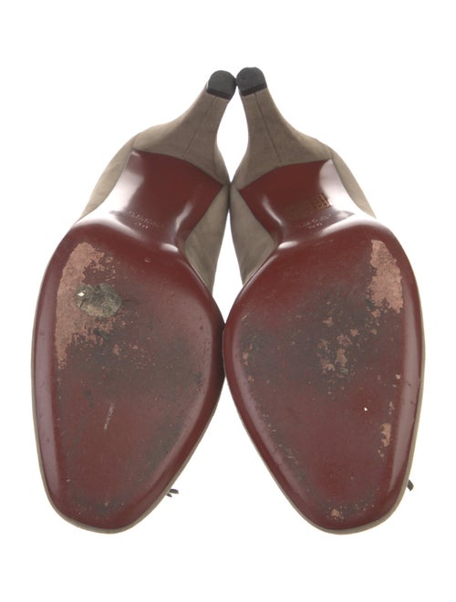 Gucci Suede Tassel Accents Pumps