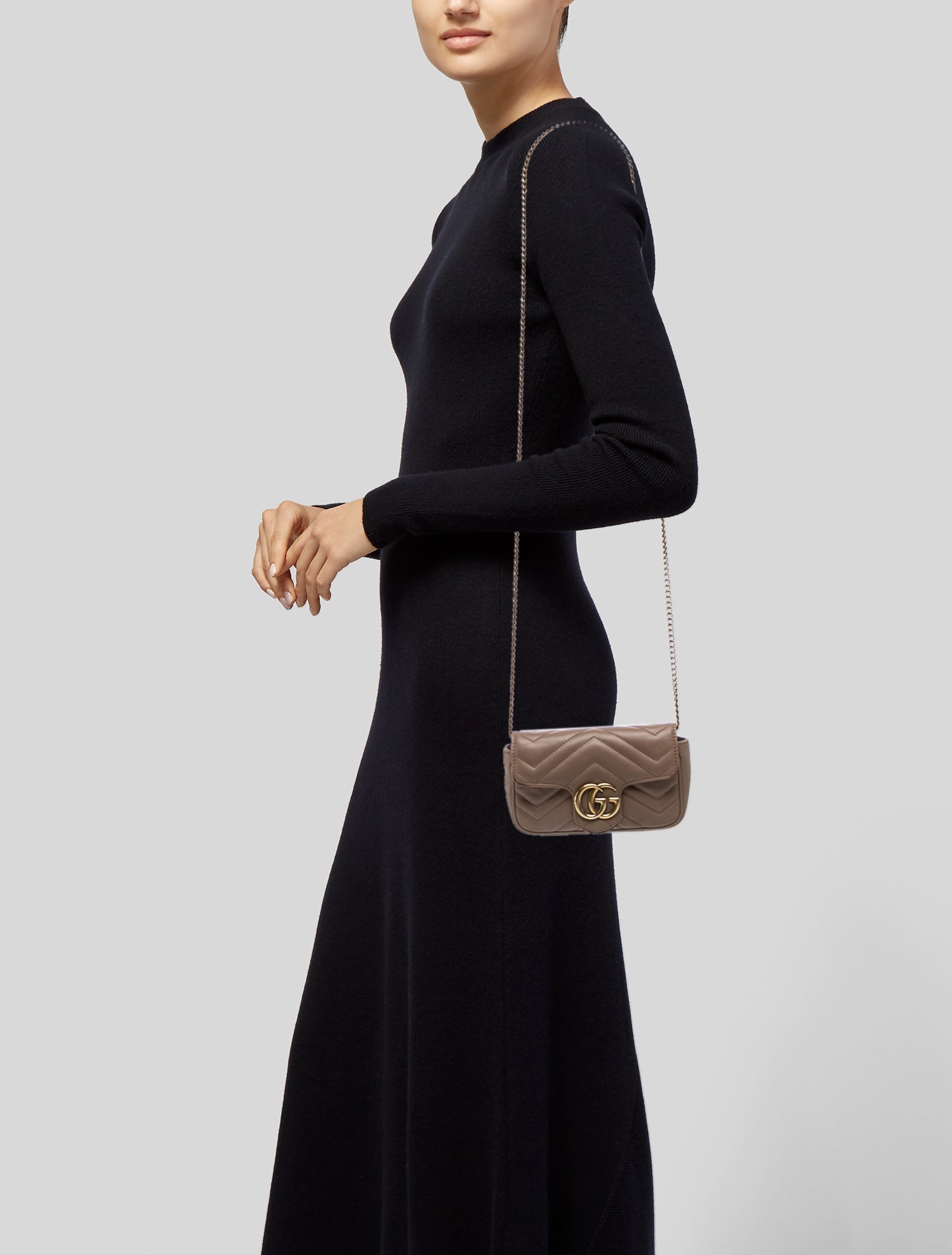 Gucci Chain-Link Crossbody Bag Mini