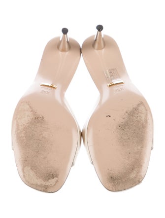 Gucci Interlocking G Logo Leather Slides