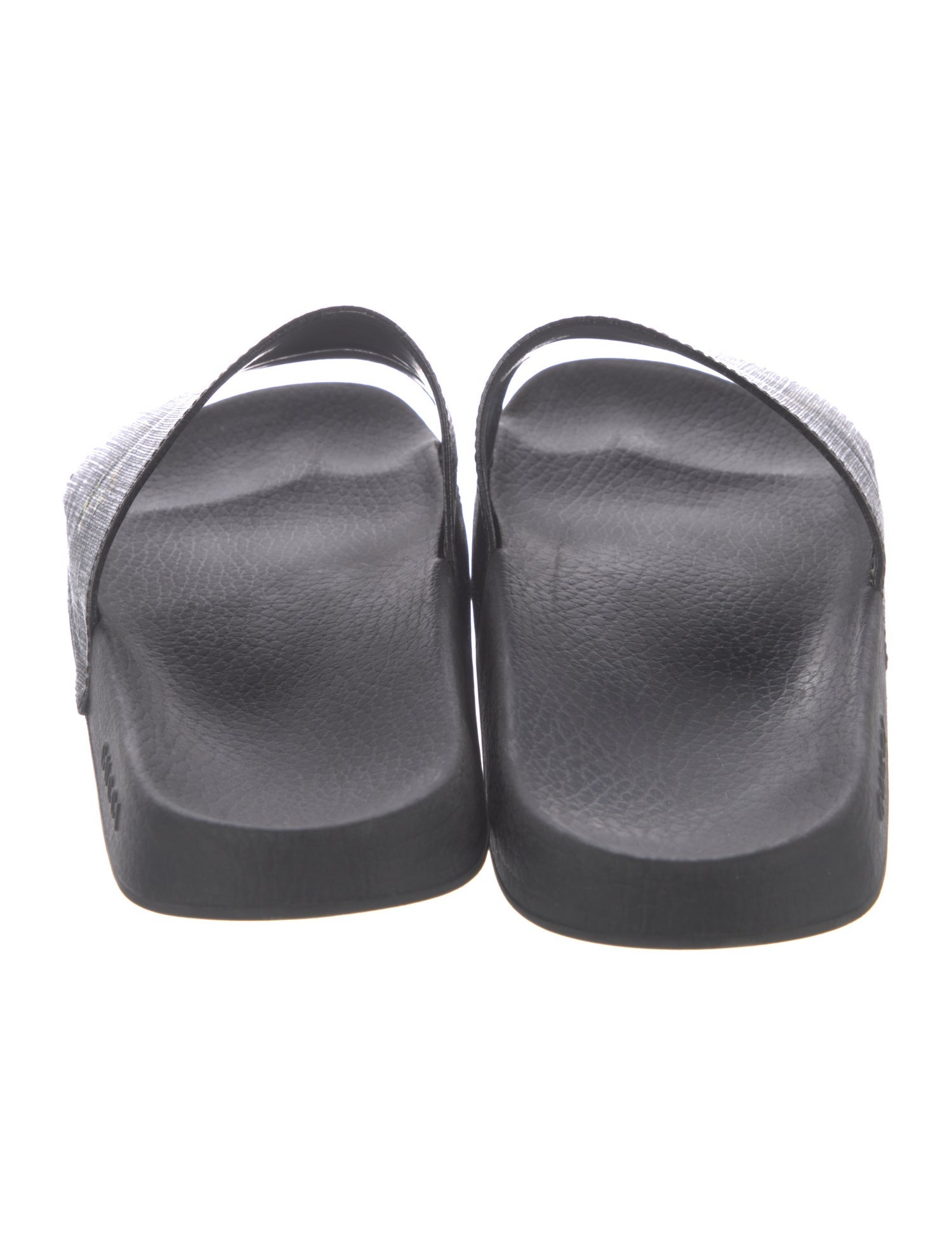 Gucci GG Supreme Slides