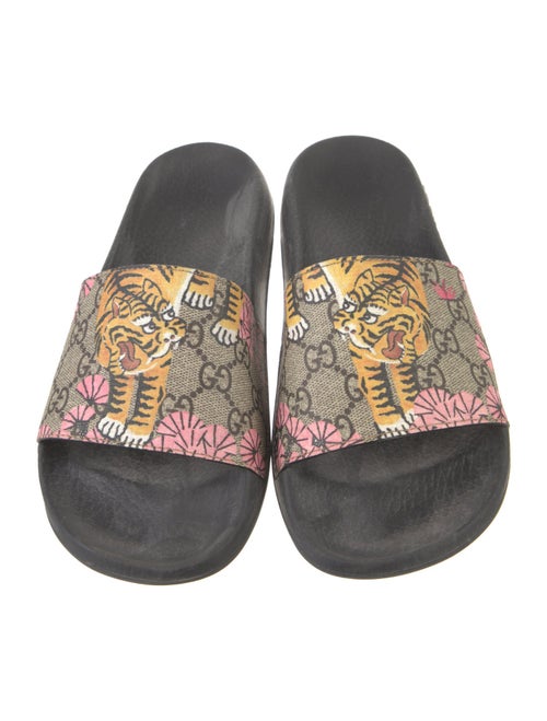 Gucci GG Signature Rubber Slides
