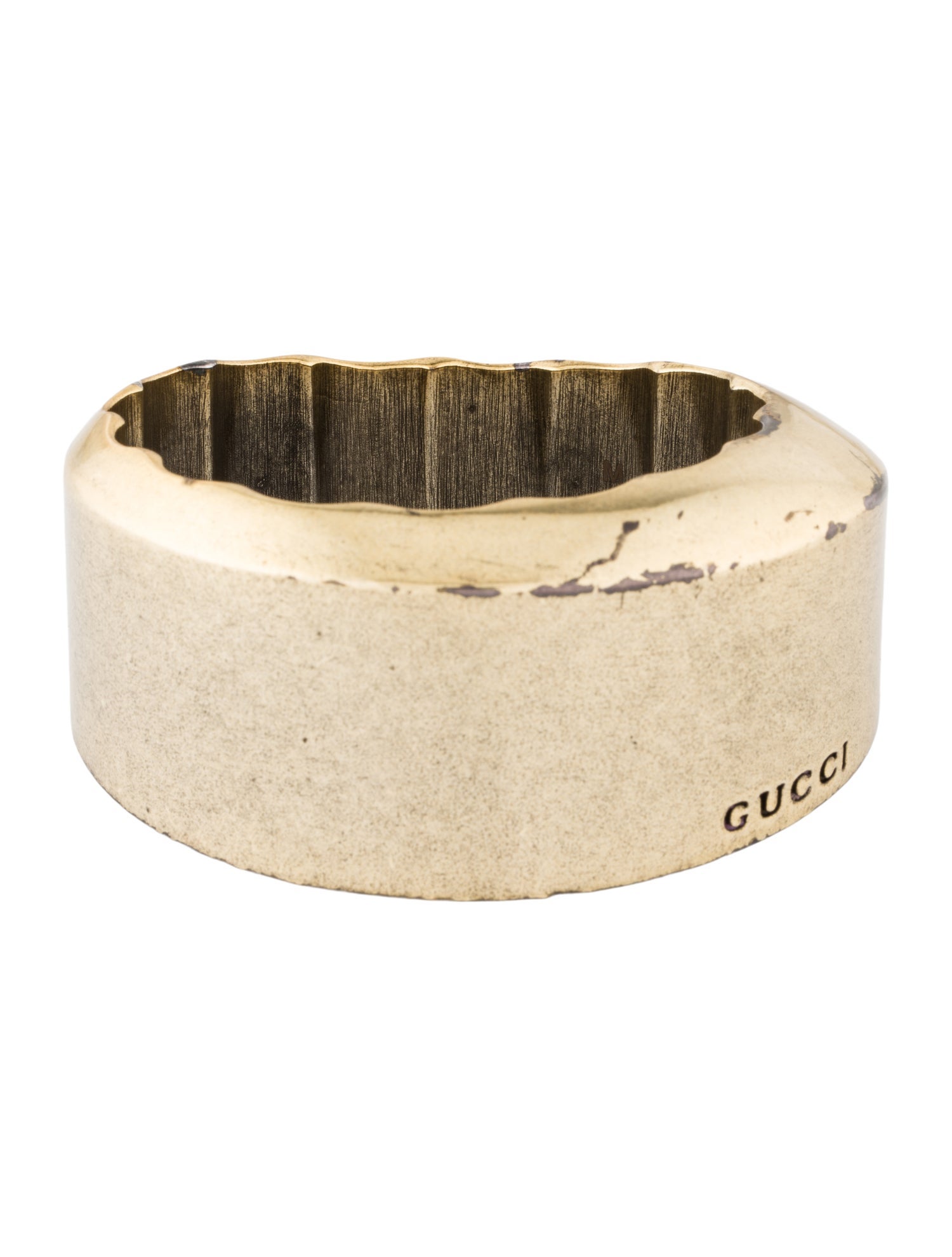 Gucci Scalloped Tapered Bangle