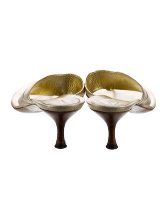 Gucci Horsebit Accent Leather Slides