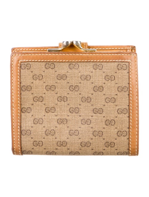 Gucci Interlocking G Logo Compact Wallet
