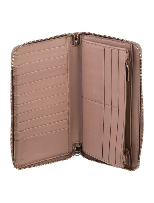 Gucci Soho Interlocking G Logo Wallet