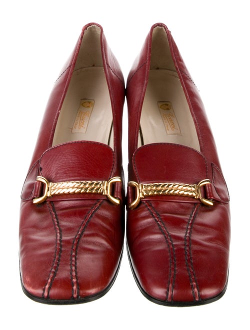 Gucci Interlocking G Logo Leather Pumps