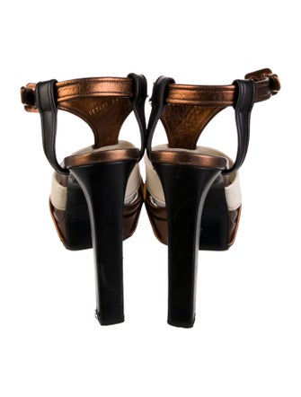 Gucci Leather Colorblock Pattern T-Strap Pumps