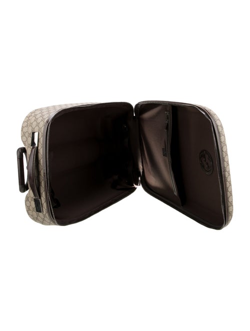 Gucci Hard Shell GG Supreme Suitcase