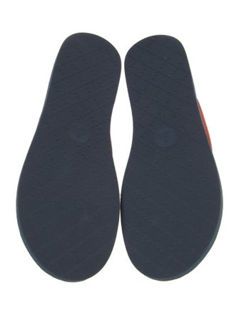 Gucci Double G Logo Rubber Flip Flops