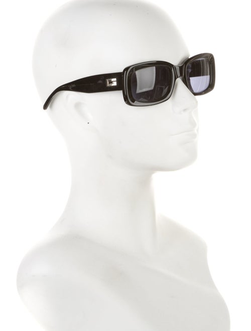 Gucci Medusa Insignia Square Sunglasses