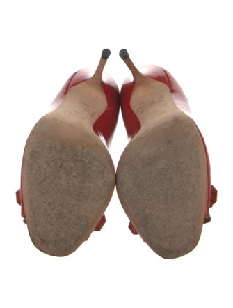 Gucci Horsebit Accent Patent Leather Pumps