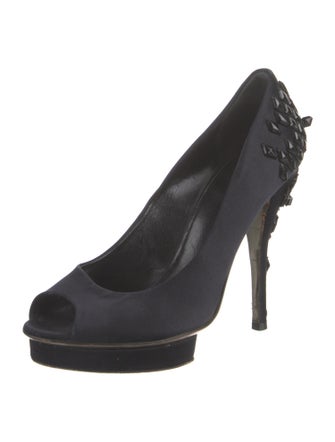 Gucci Satin Beaded Accents Pumps