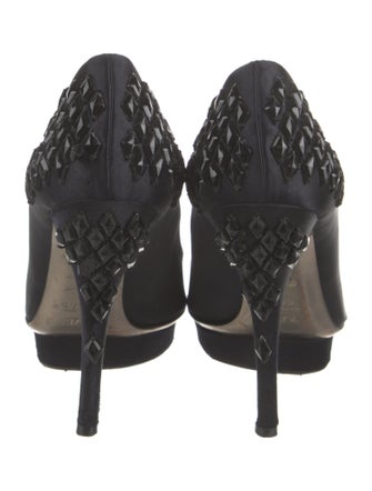 Gucci Satin Beaded Accents Pumps