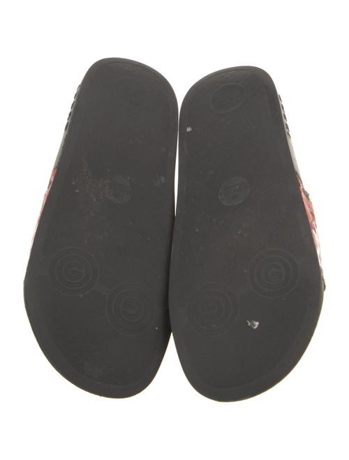 Gucci GG Supreme Canvas Slides