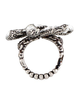 Gucci Crystal Bow Cocktail Ring