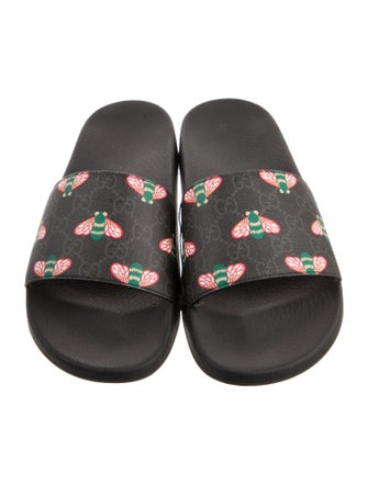 Gucci GG Supreme Slides