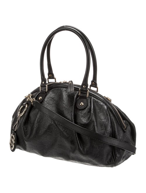 Gucci GG Signature Sukey