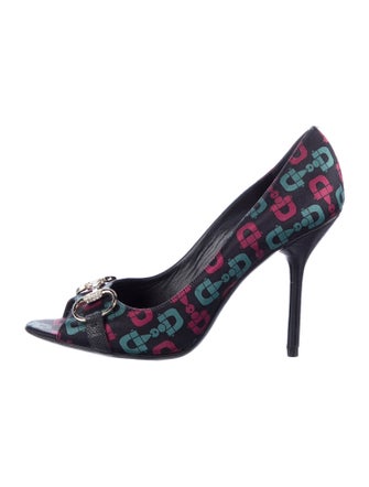 Gucci Horsebit Accent Satin Pumps