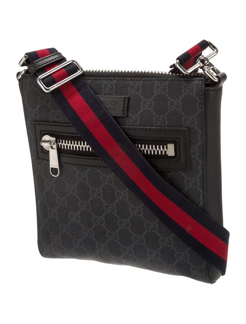 Gucci GG Supreme Messenger Bag