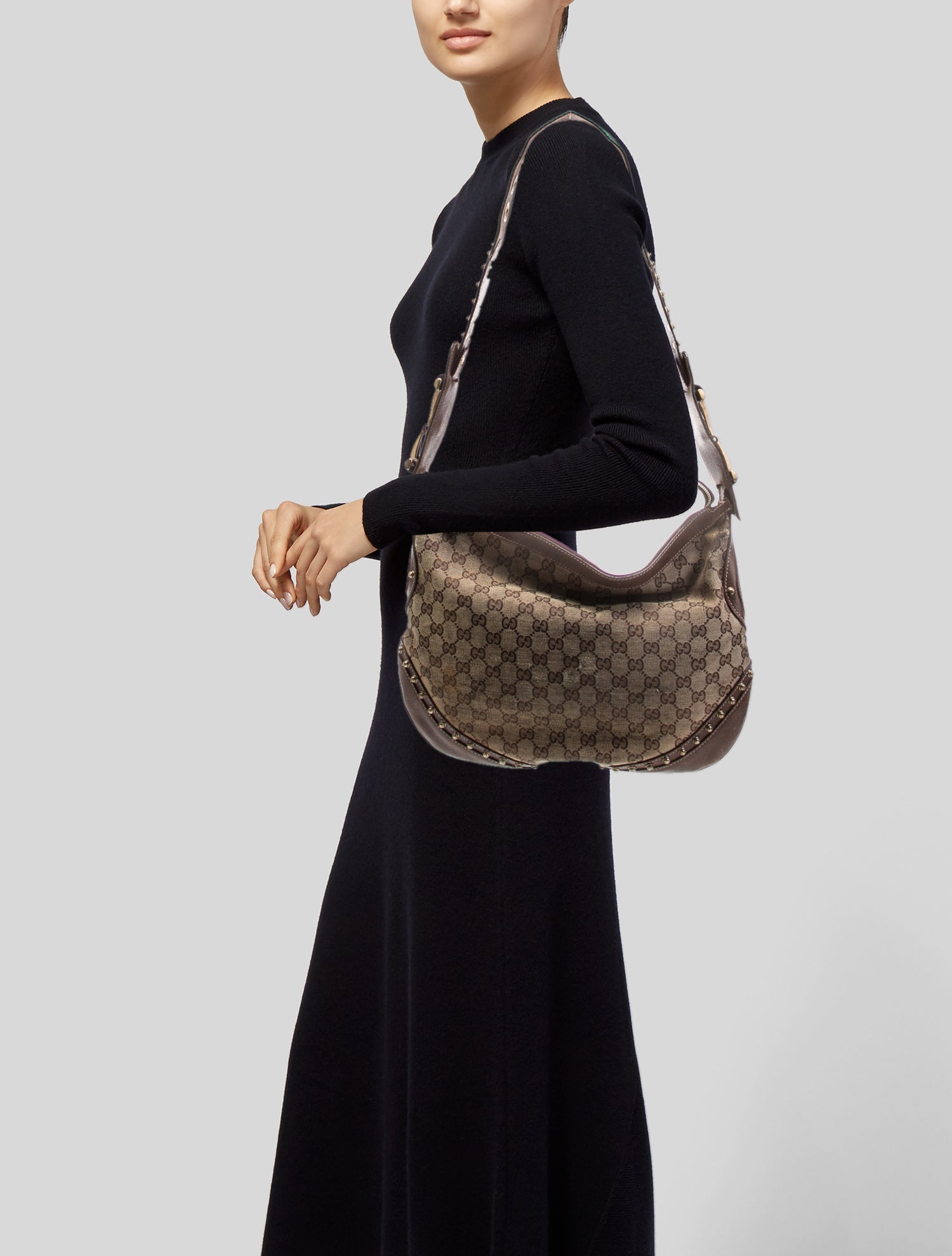 Gucci GG Canvas Pelham Medium