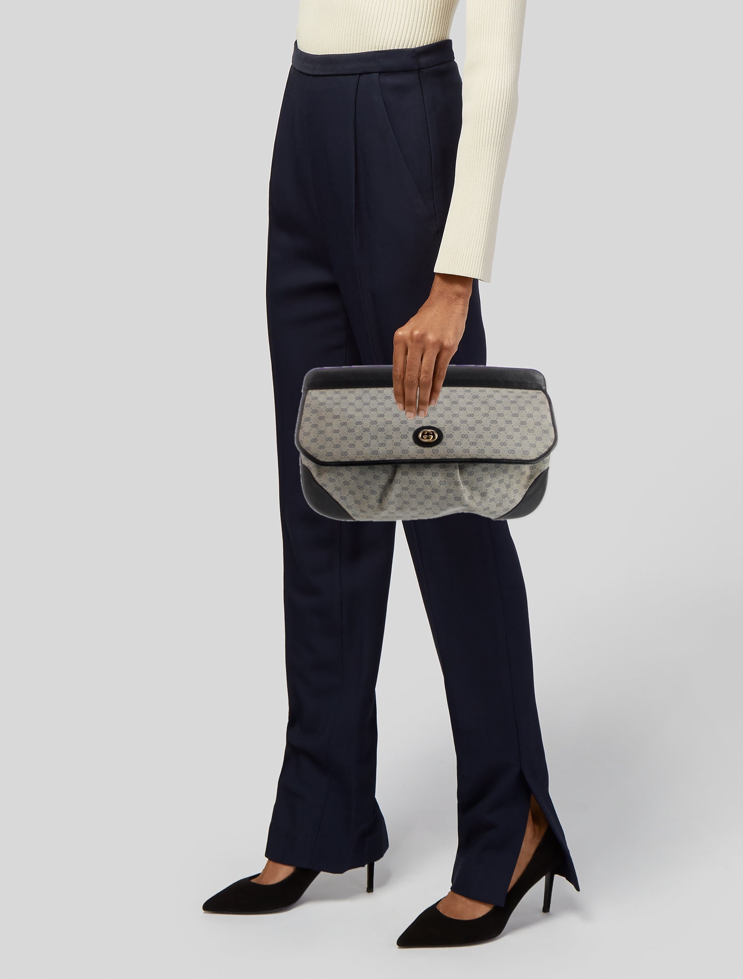 Gucci Micro GG Monogram Portfolio