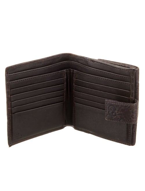 Gucci GG Signature Leather Compact Wallet