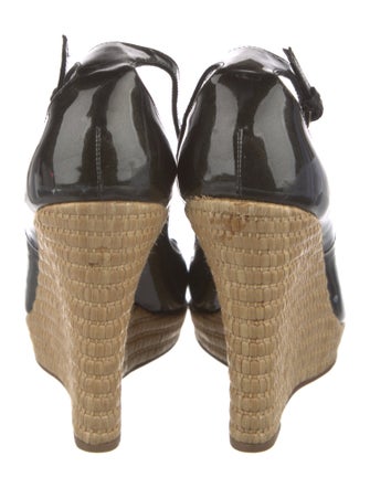 Gucci Horsebit Accent Patent Leather Pumps