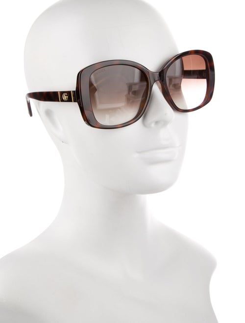 Gucci Interlocking G Logo Oversize Sunglasses