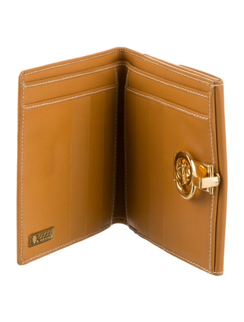 Gucci Interlocking G Logo Compact Wallet