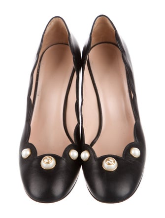 Gucci Faux Pearl Accents Leather D'Orsay Pumps