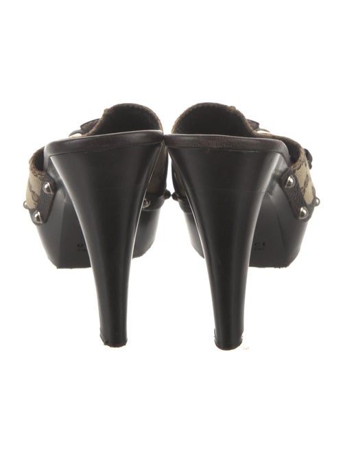 Gucci GG Supreme Canvas Slides