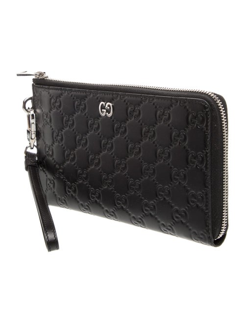 Gucci GG Signature Clutch