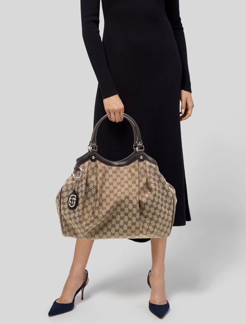 Gucci GG Canvas Sukey