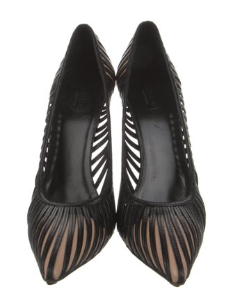 Gucci Leather Pumps