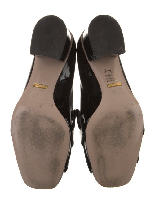 Gucci Double G Logo Patent Leather Pumps
