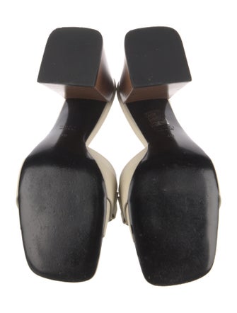 Gucci Quilted Pattern Leather Slides