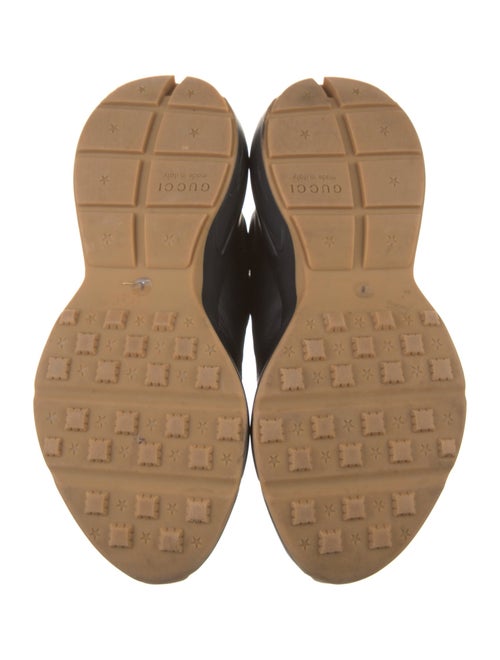 Gucci Sukey Logo Leather Sneakers