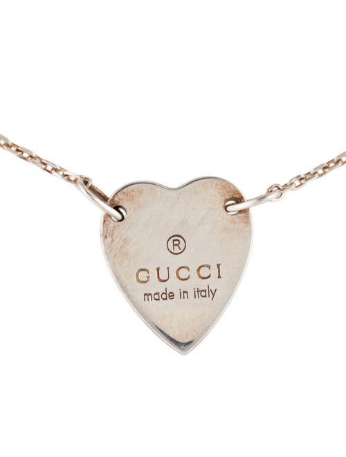 Gucci Trademark Heart Station Bracelet