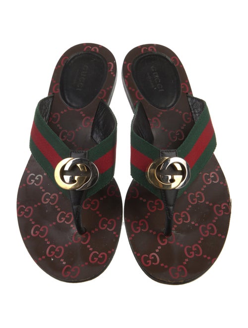 Gucci GG Supreme Slides