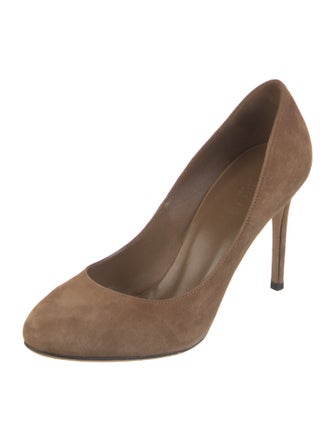 Gucci Suede Pumps