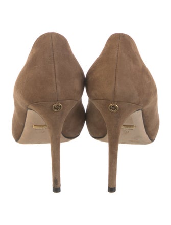 Gucci Suede Pumps