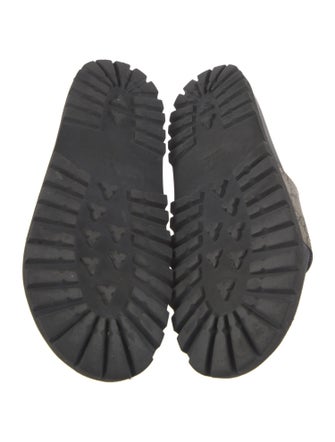 Gucci GG Supreme Slides